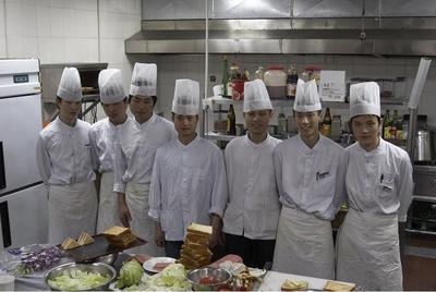 企业食堂承包与餐饮管理 湛江、珠海、广州的实践与思考